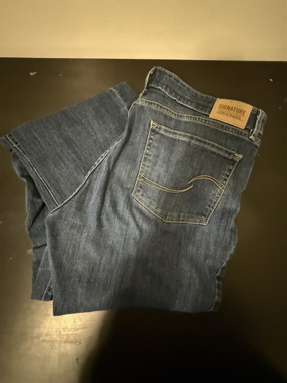 Levi's Blue Jeans Signature Midrise Bootcut Women's Size 14M